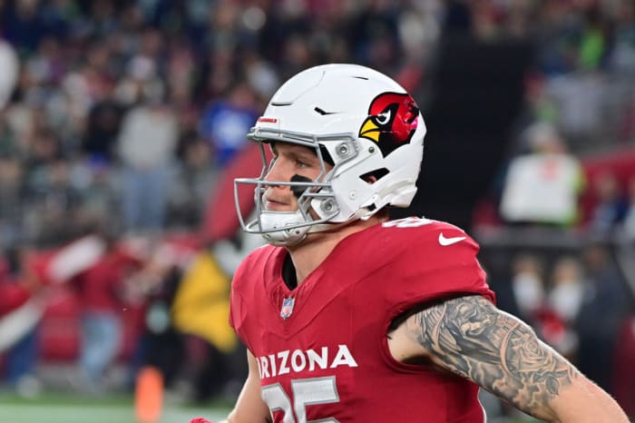 Arizona Cardinals tight end Trey McBride (85) looks on prior to the game against the Seattle Seahawks at State Farm Stadium.